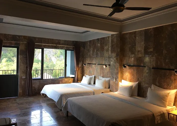 Limestone View Homestay