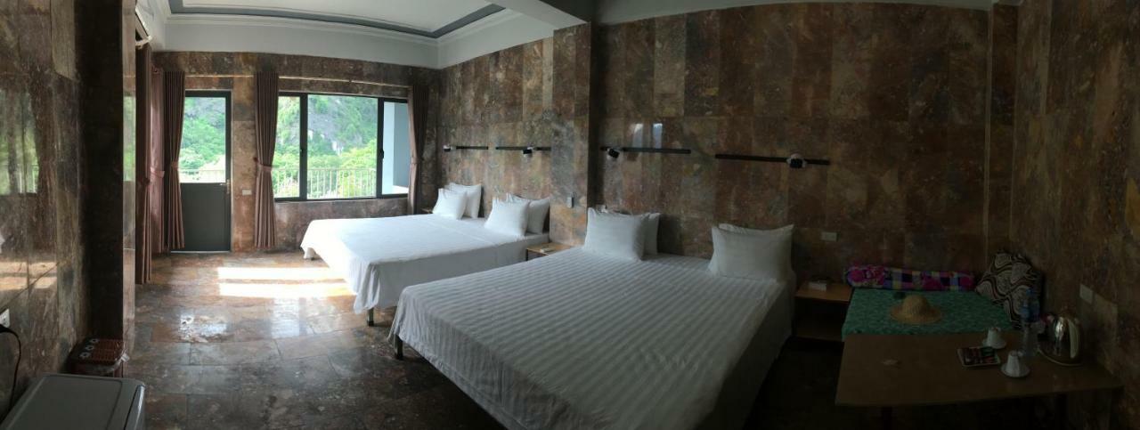 Limestone View *